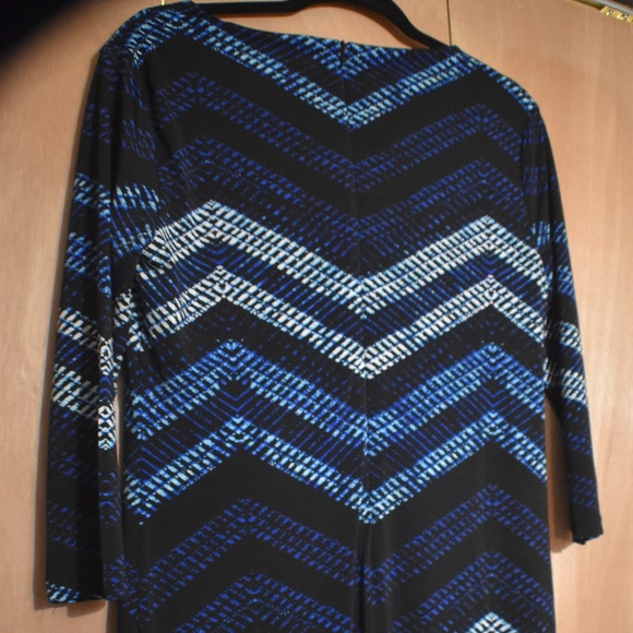 PREMISE DRESS - Picture 1 of 3